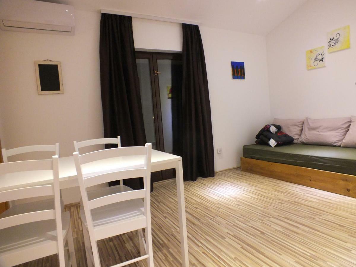 Apartmani Barisic Brodarica  Extérieur photo